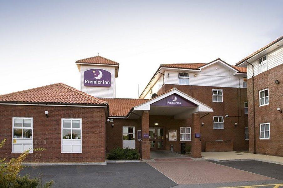 Premier Inn Chelmsford Exterior photo